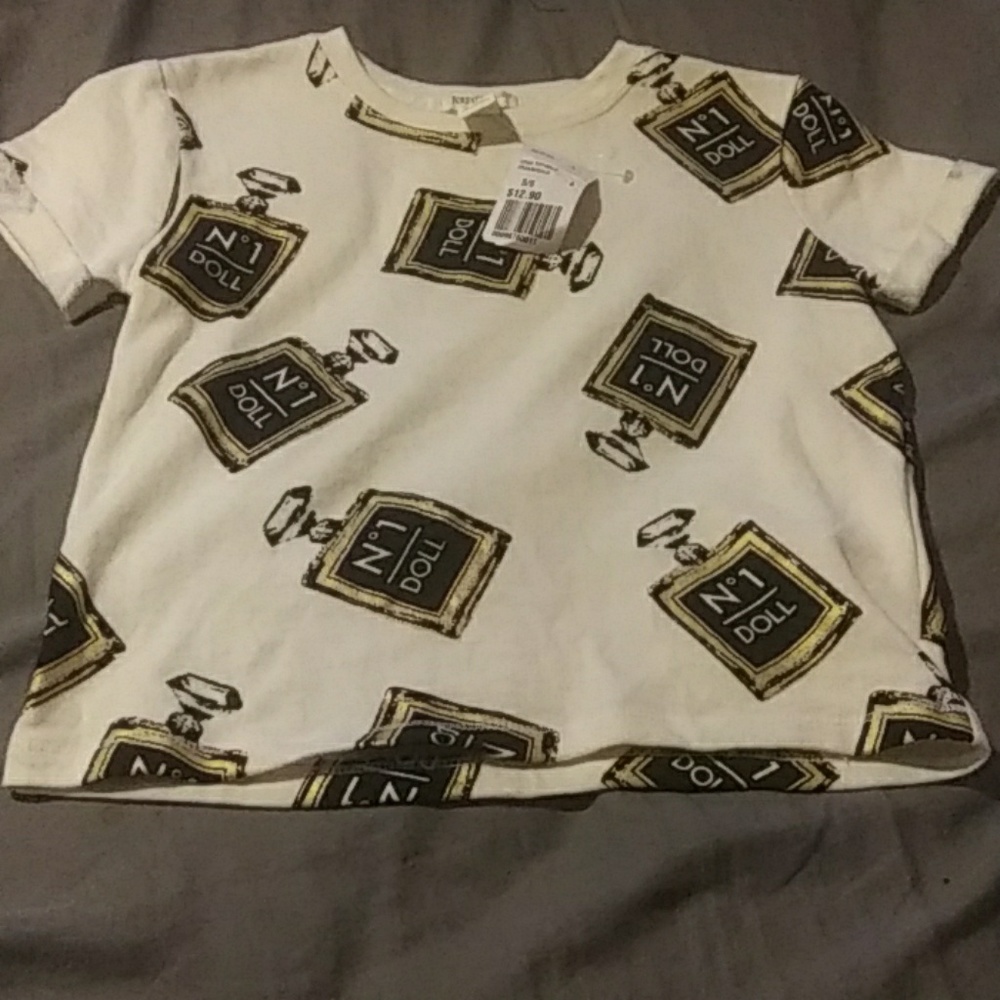 White forever 21 shirt with purfumes